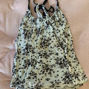 black and white flower tank top